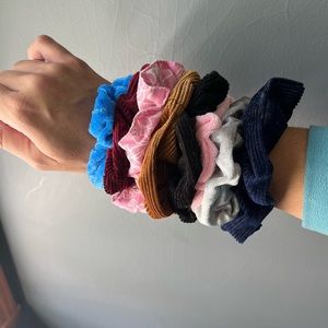 Bundle of 8 hair scrunchies